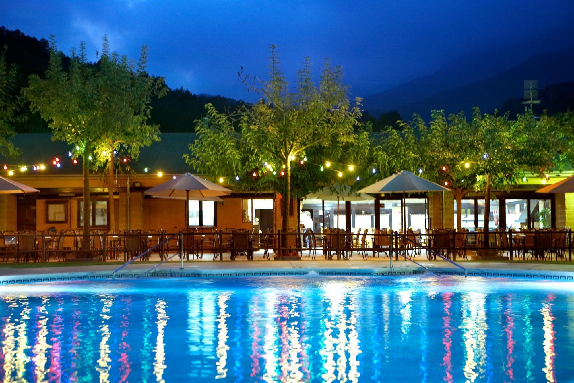 Hotel Camping Bassegoda Park à Albanya Extérieur photo